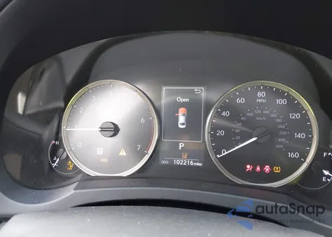 2019 Lexus Is 300 z USA, uszkodzony, nr VIN JTHBA1D23K5096198